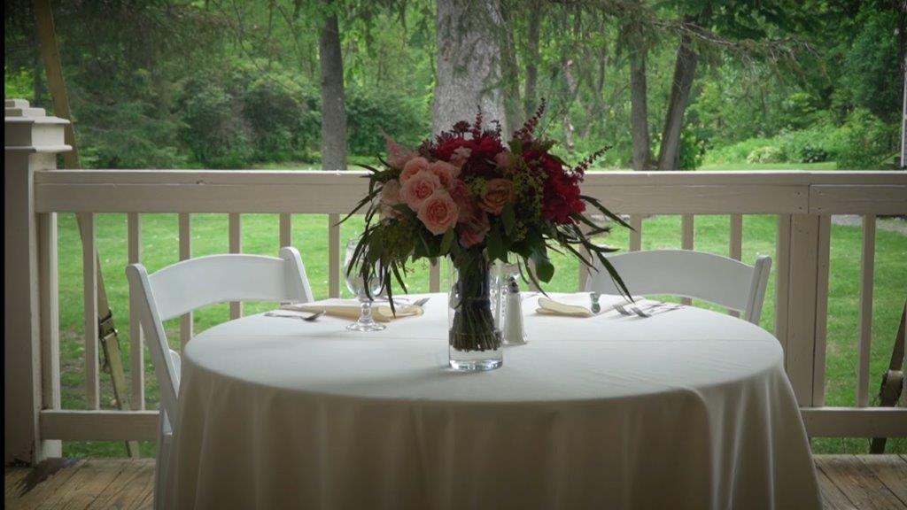 sweetheart table at mansion inn saratoga springs