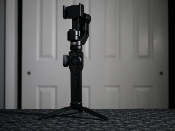 Zhiyun Smooth 4 Smartphone Gimbal - Image 2